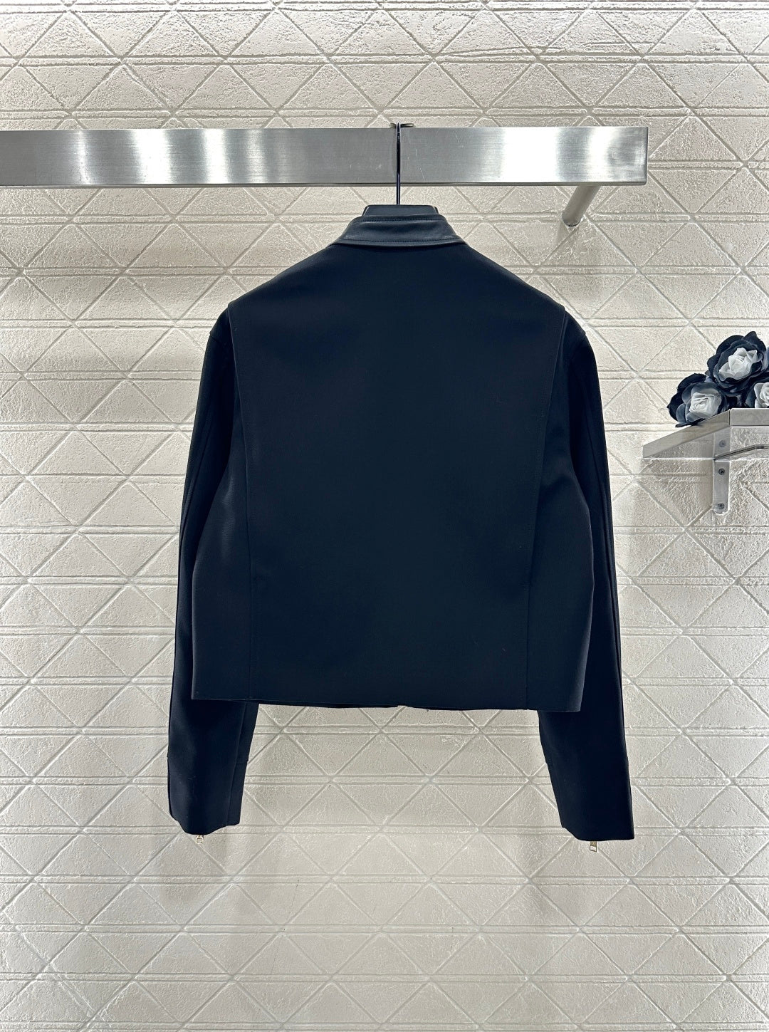 Zipper-front Leather Collar Jacket