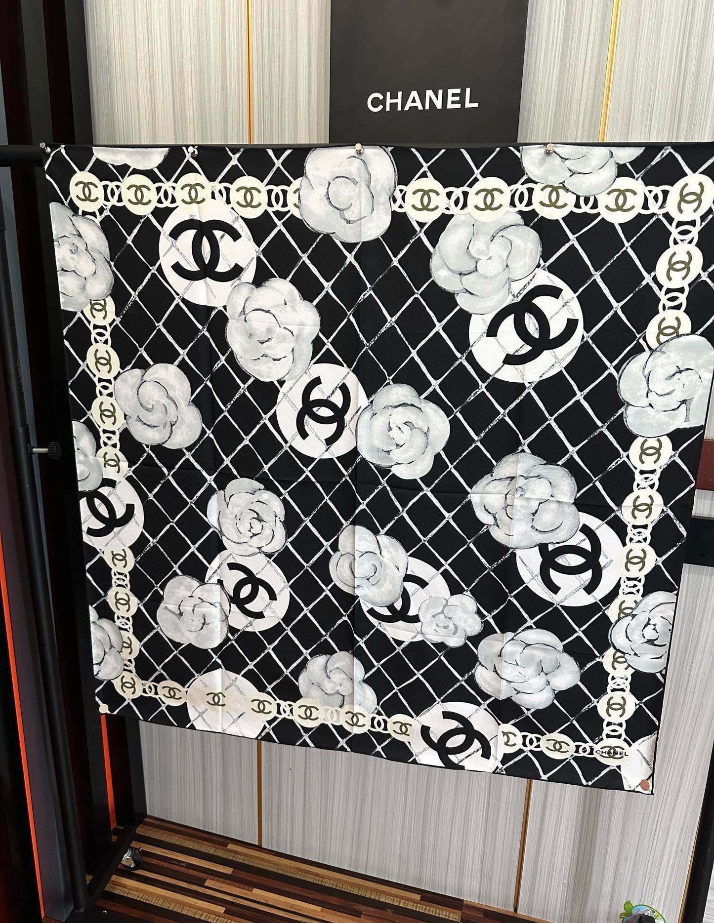 C 25 Camellia Series Tri-color Silk Scarf