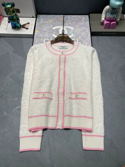 New autumn style three-dimensional jacquard temperament cardigan