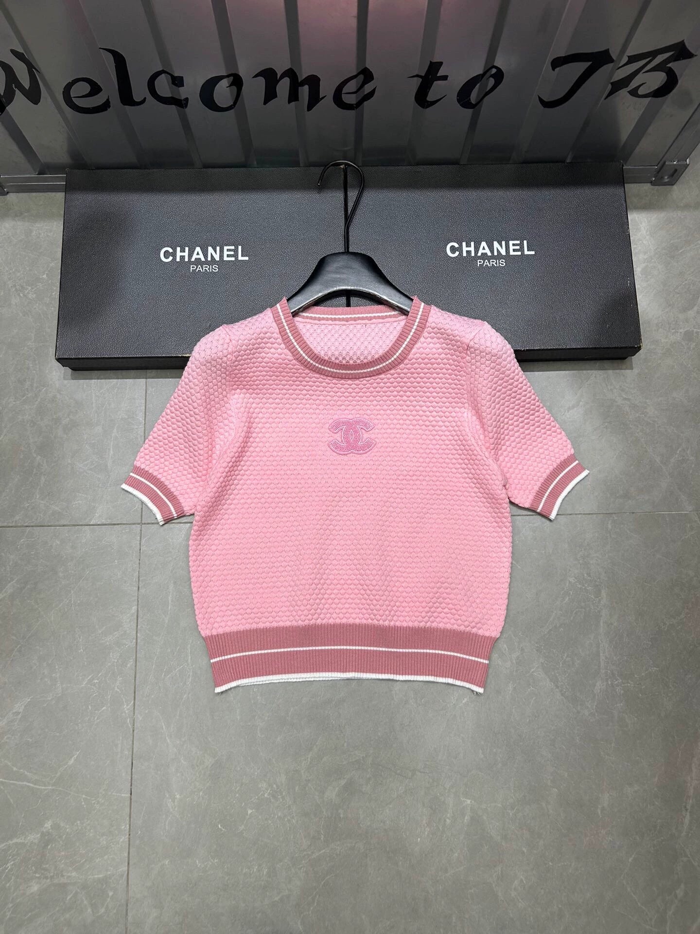 New  flocked short sleeves