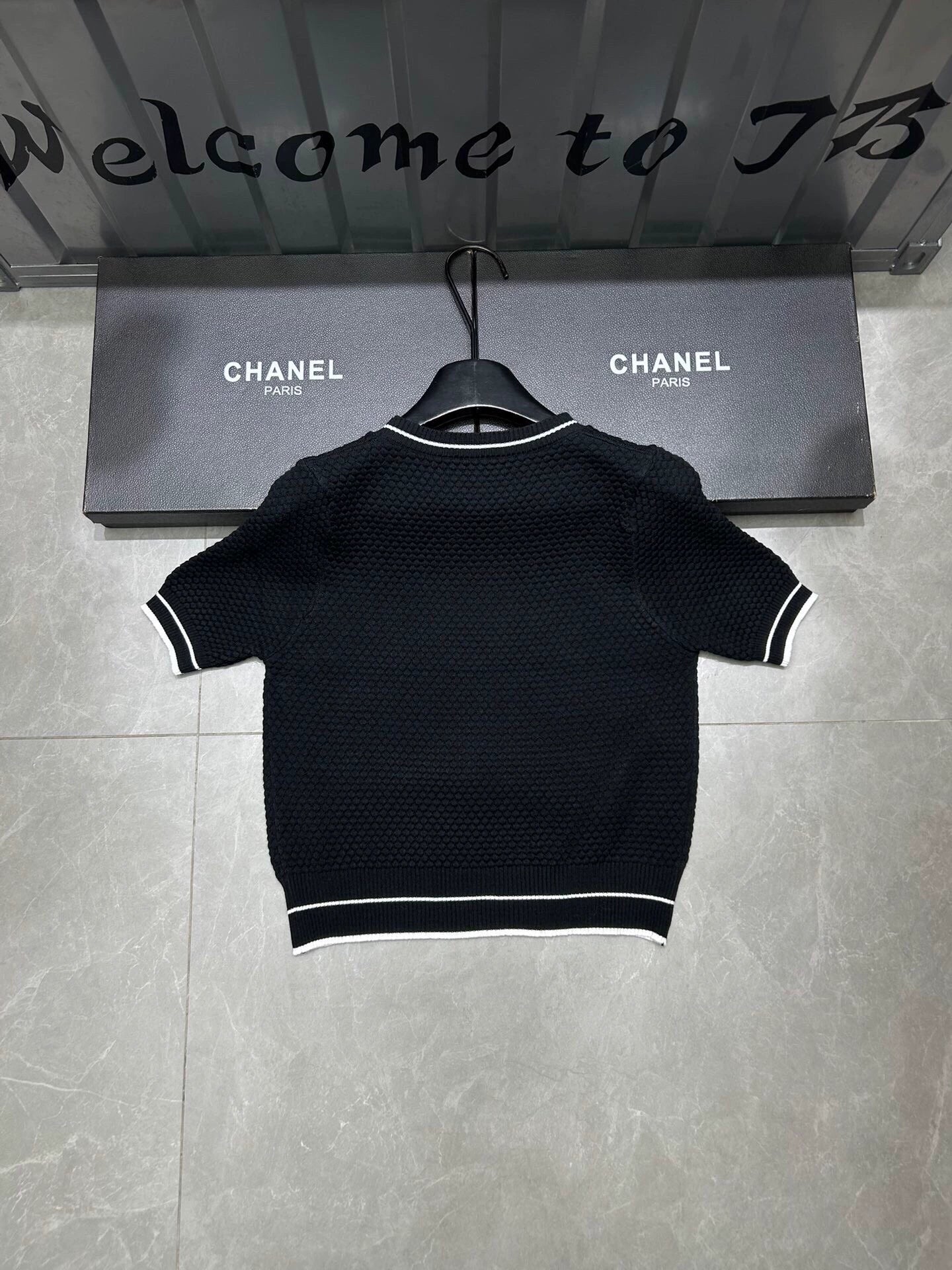 New  flocked short sleeves