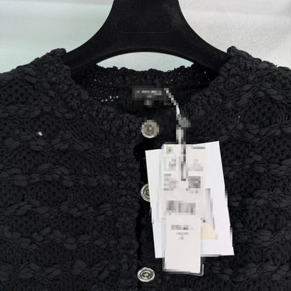 25 Spring and Summer Latest Series Crochet Pocket Knitted Cardigan