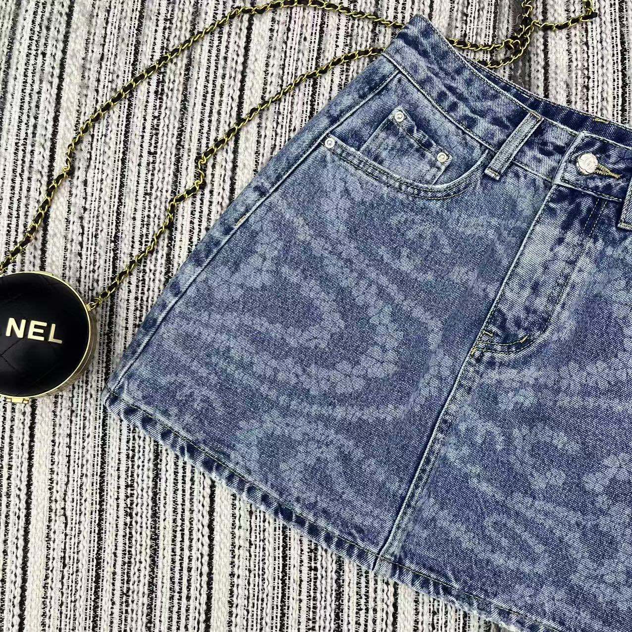 25 Early Spring and Summer Design Printed Denim A-Line Skirt