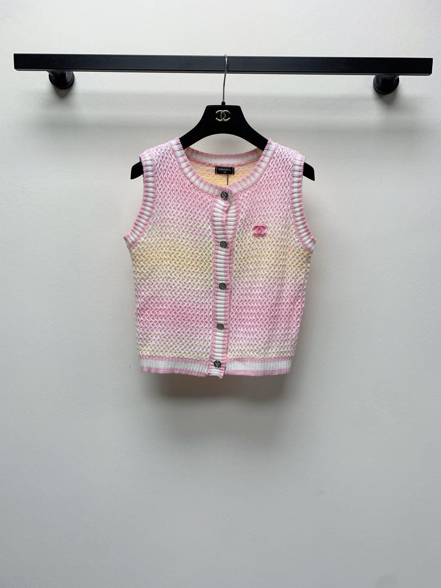 25SS Spring and Summer New Round Neck Colorblock Button Cardigan Vest