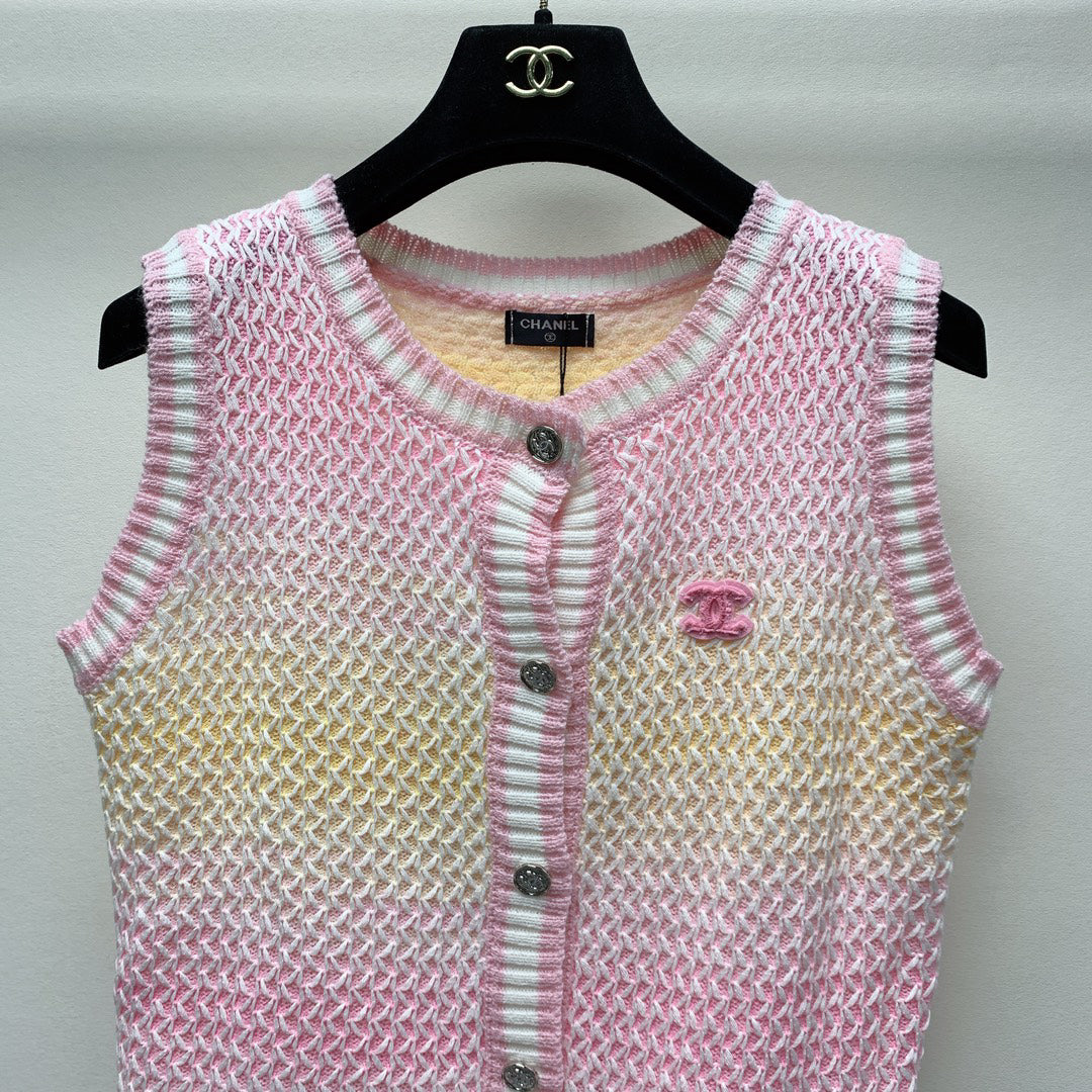 25SS Spring and Summer New Round Neck Colorblock Button Cardigan Vest