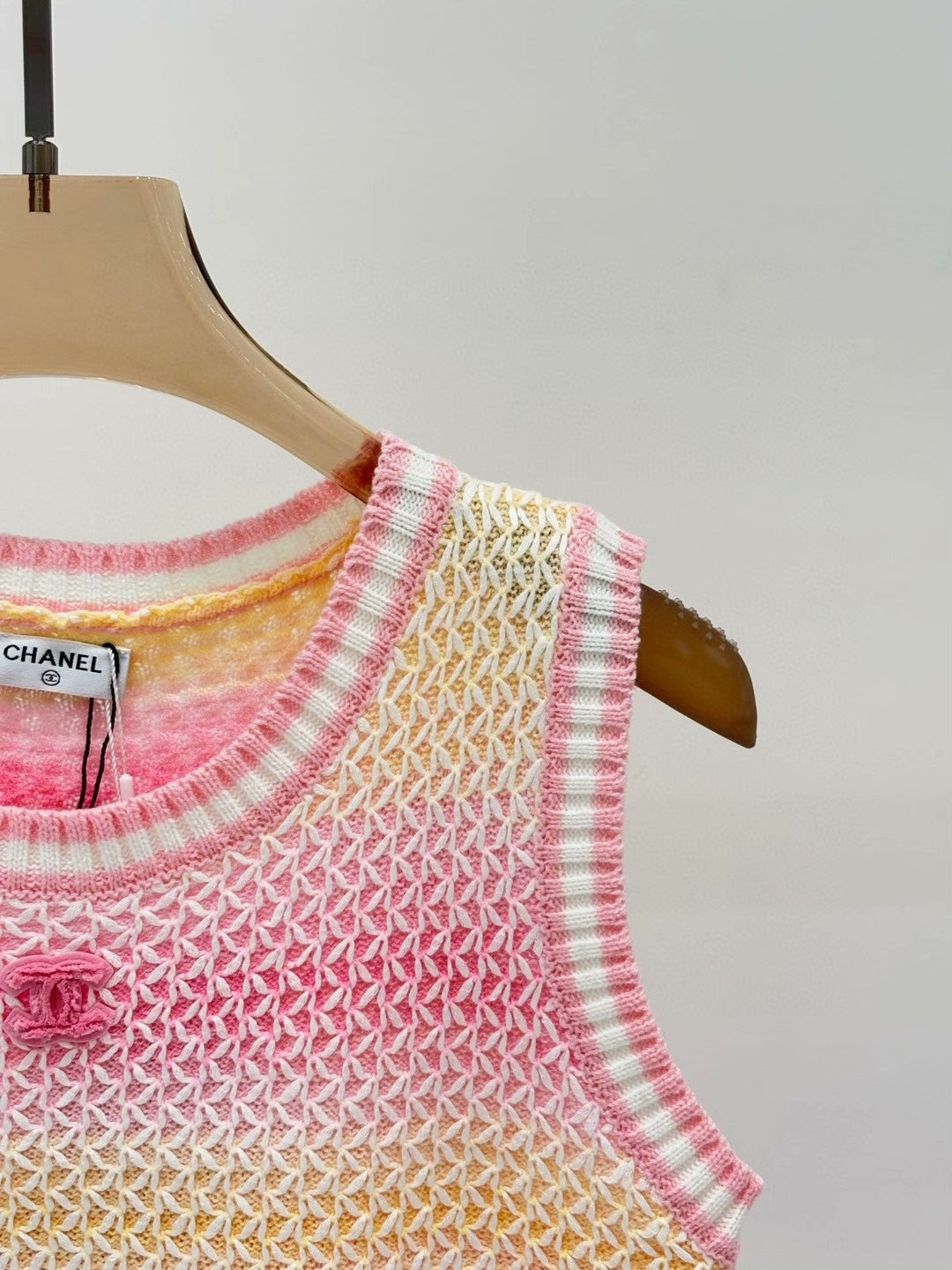 25 Summer jacquard simple knitted vest