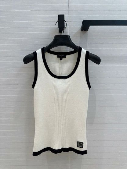25 Spring and Summer New Colorblocked Slim Fit Vest Top