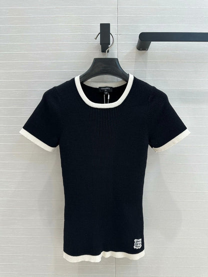 25 Spring/Summer new colorblock slim fit knit top