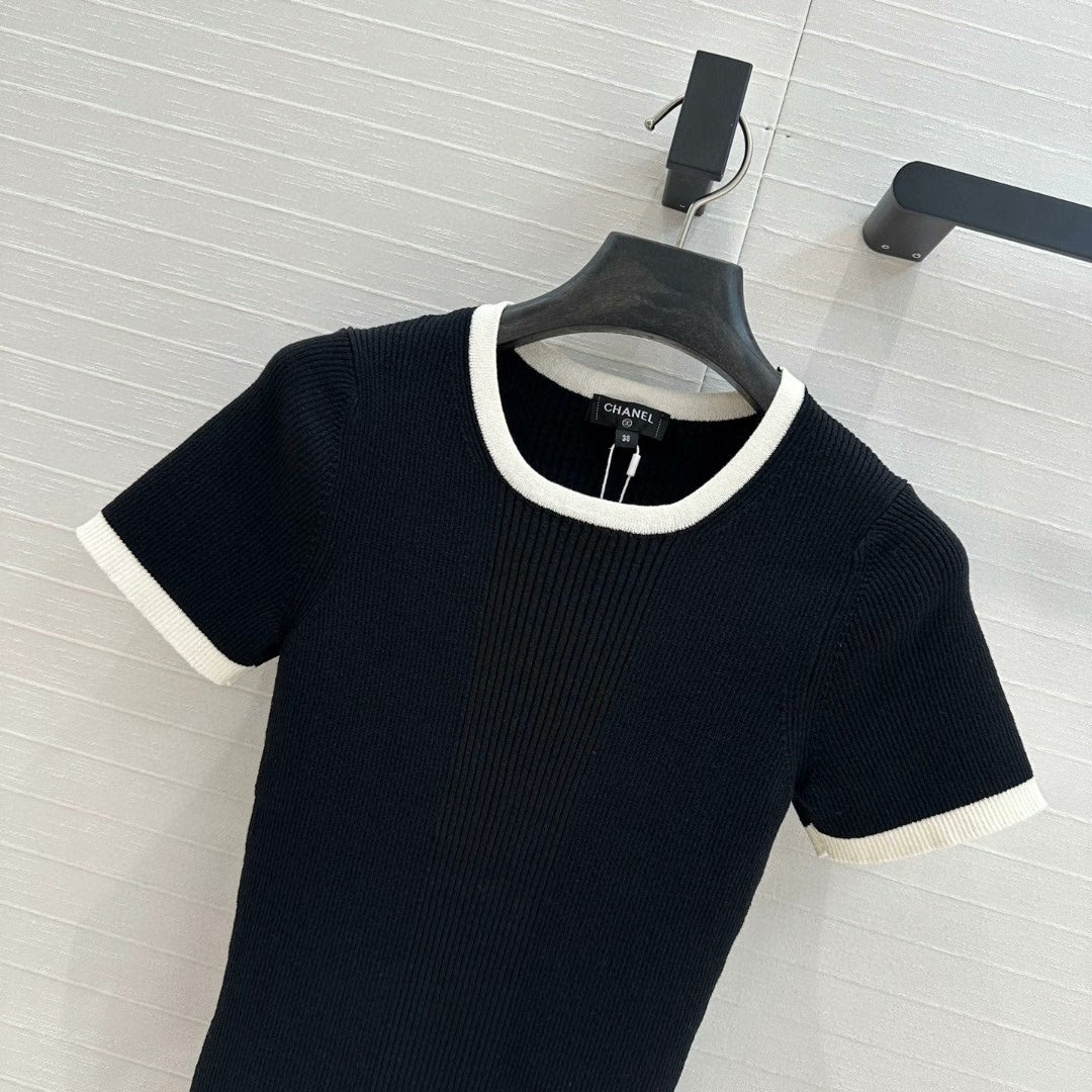 25 Spring/Summer new colorblock slim fit knit top