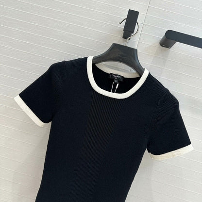 25 Spring/Summer new colorblock slim fit knit top
