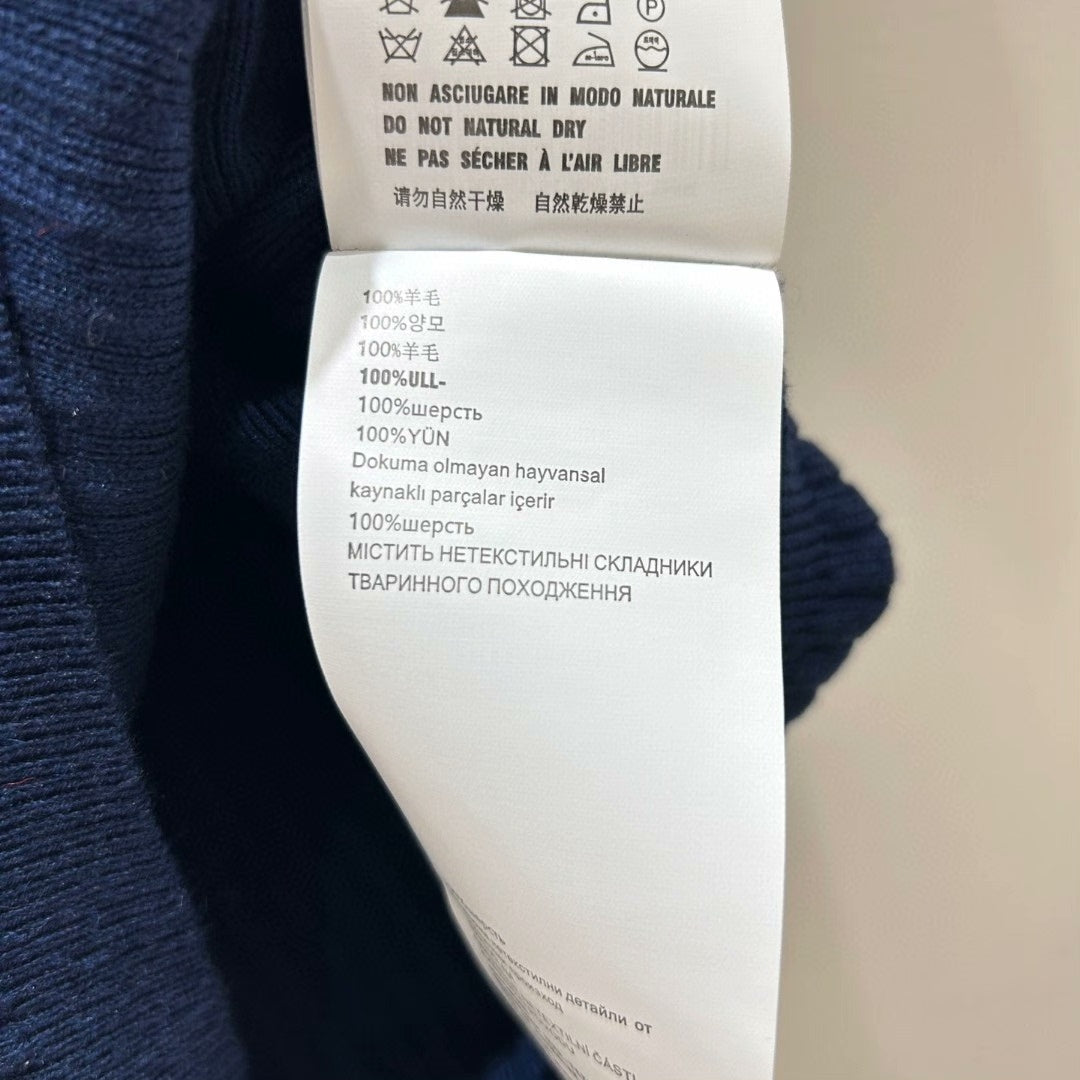 25 Summer Letter Color-blocked V-neck Knitted Vest