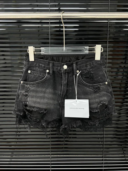 25ss fake two-piece lace lined ripped shorts