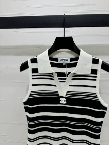 25 Spring and Summer Latest Collection! Lapel Striped Knitted Vest