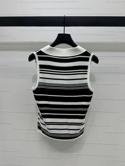 25 Spring and Summer Latest Collection! Lapel Striped Knitted Vest