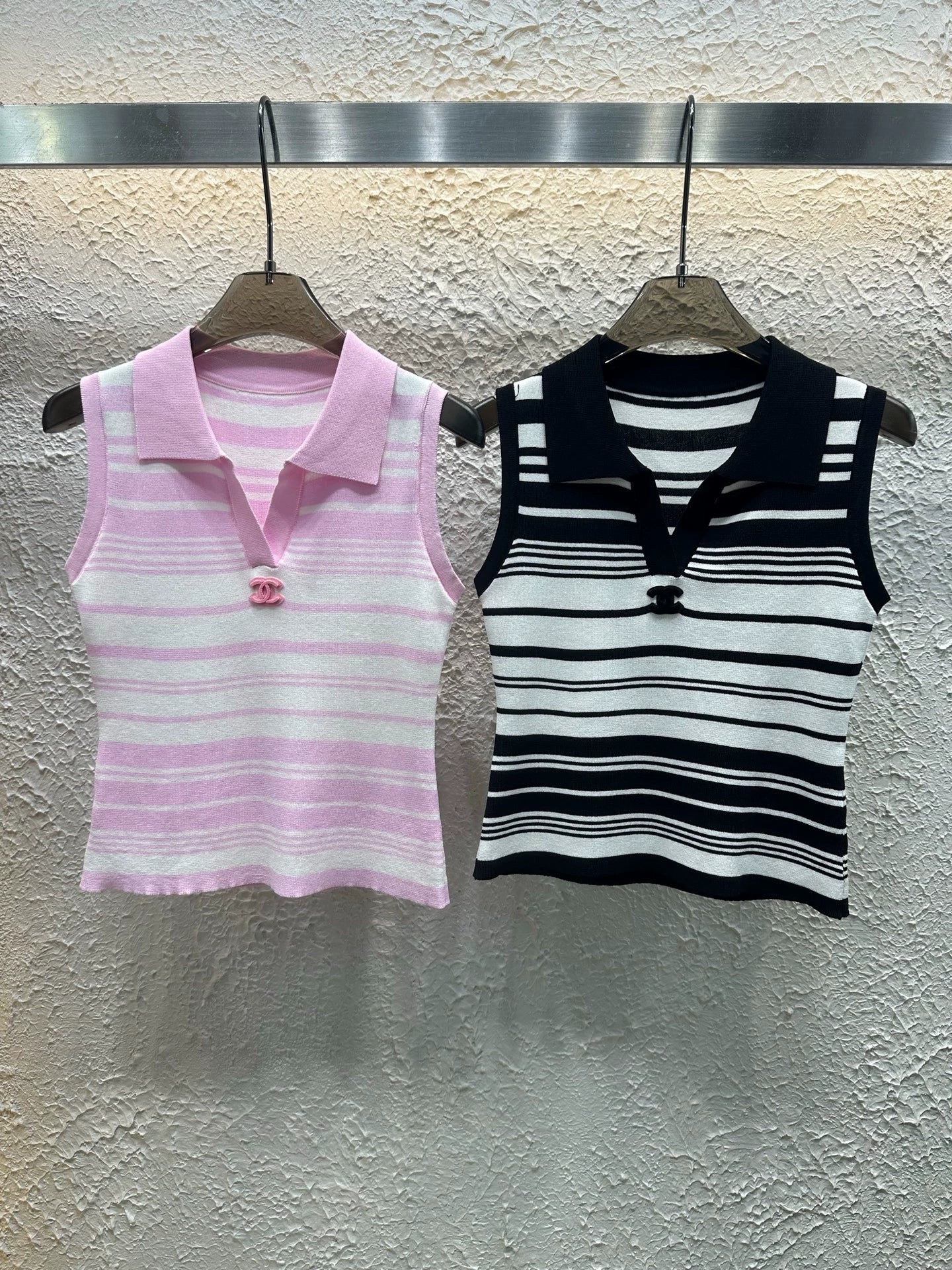 25 Spring and Summer Latest Collection! Lapel Striped Knitted Vest