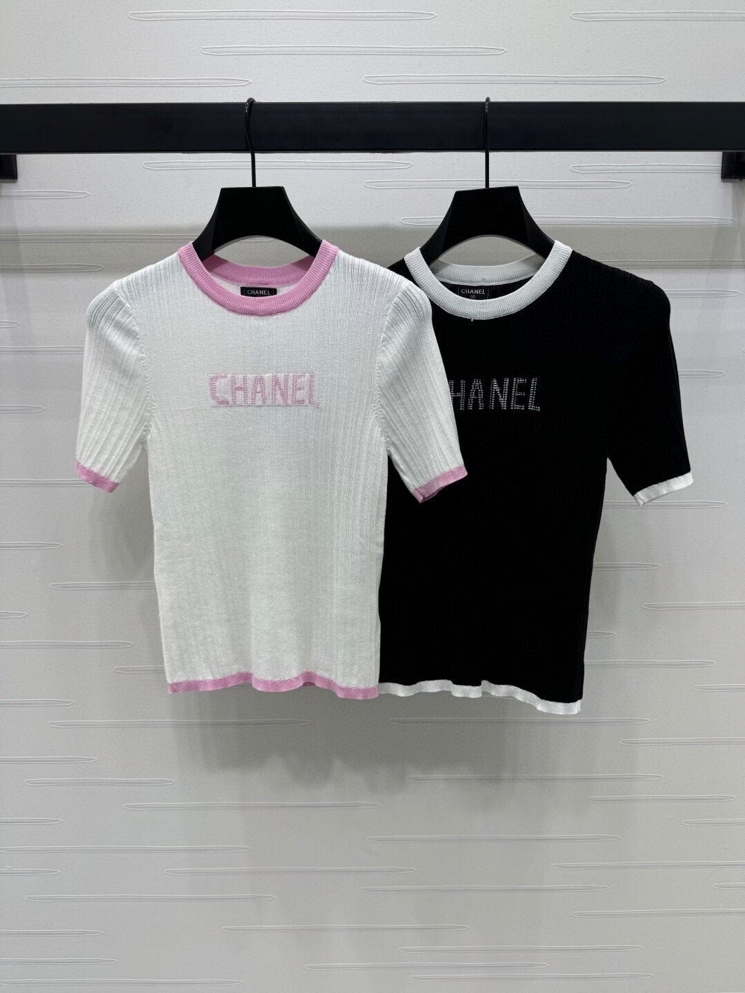 25 Spring and Summer New Color-contrast Striped Round Neck Short Sleeve