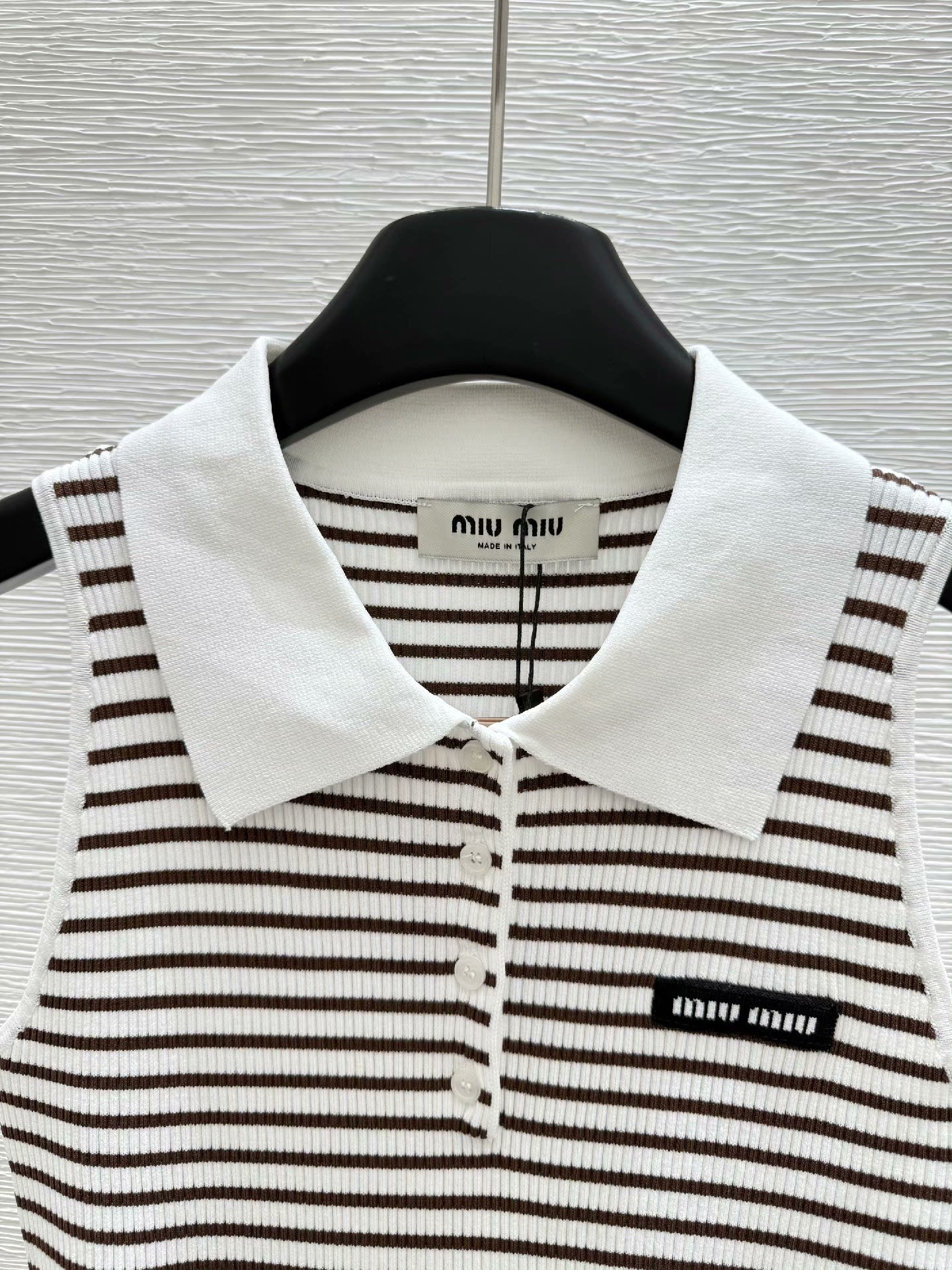 25 Spring/Summer Lapel Striped Knitted Vest