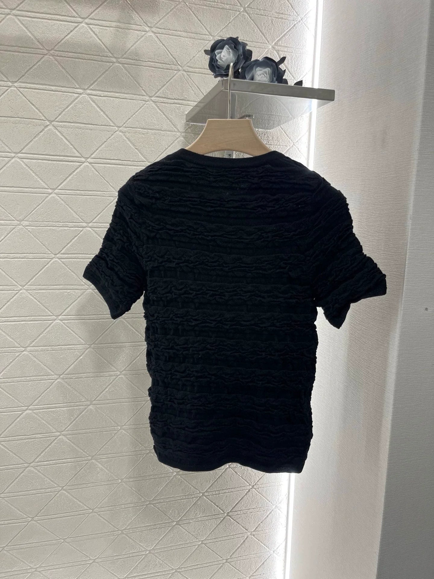 25 Early Spring New Embroidered Bubble Texture Knitted Short Sleeves