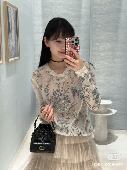 25 Fall Collection Crew Neck Ribbed Neck Sweater