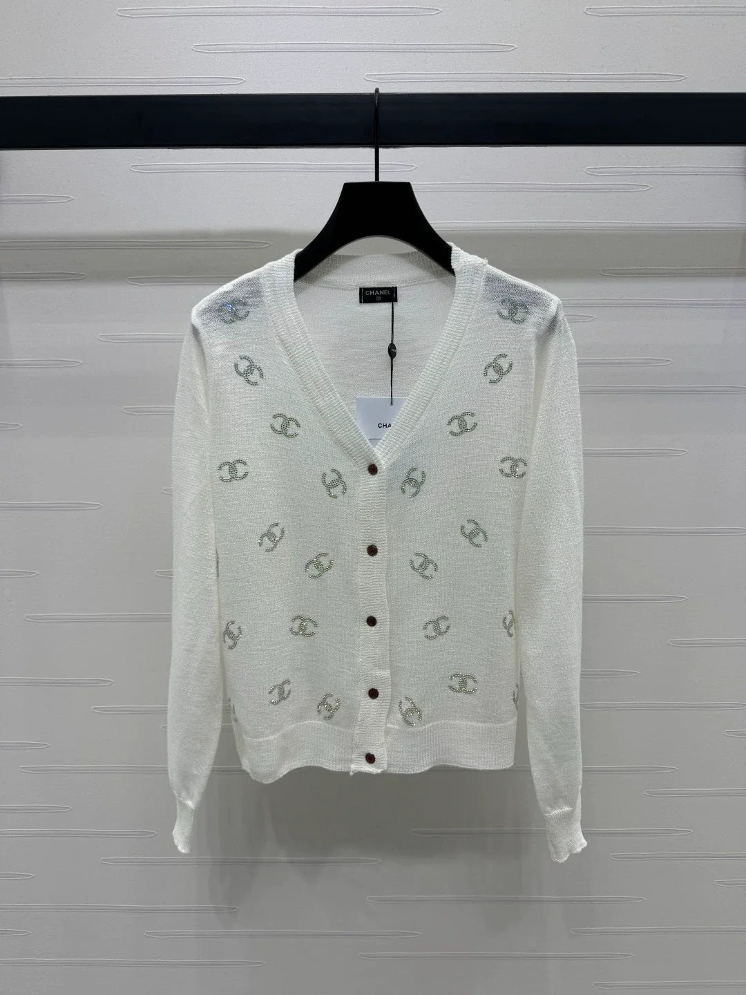 25 Spring and Summer Latest V-neck Diamond Knitted Cardigan