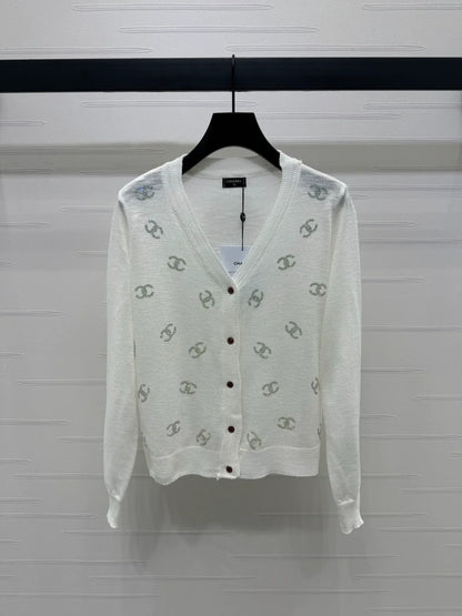25 Spring and Summer Latest V-neck Diamond Knitted Cardigan