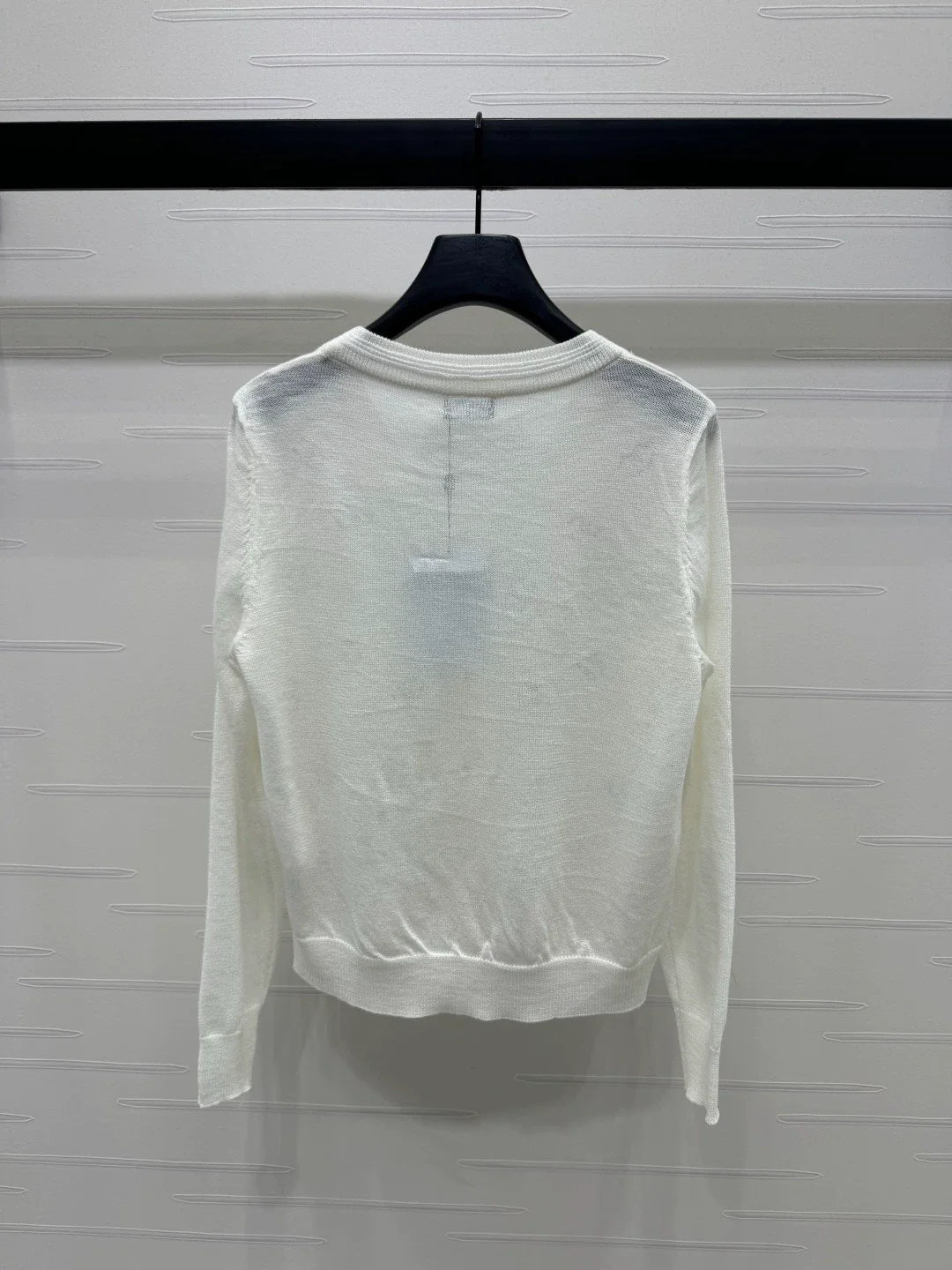 25 Spring and Summer Latest V-neck Diamond Knitted Cardigan