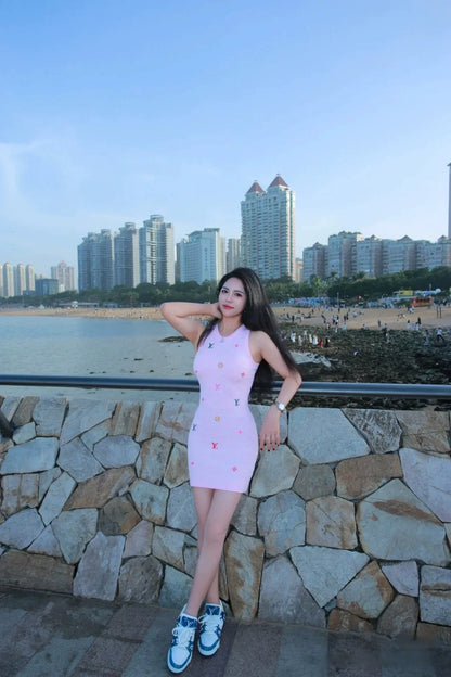 25 New Letter Logo Embroidery Concave and Concave Textured Vest Dress