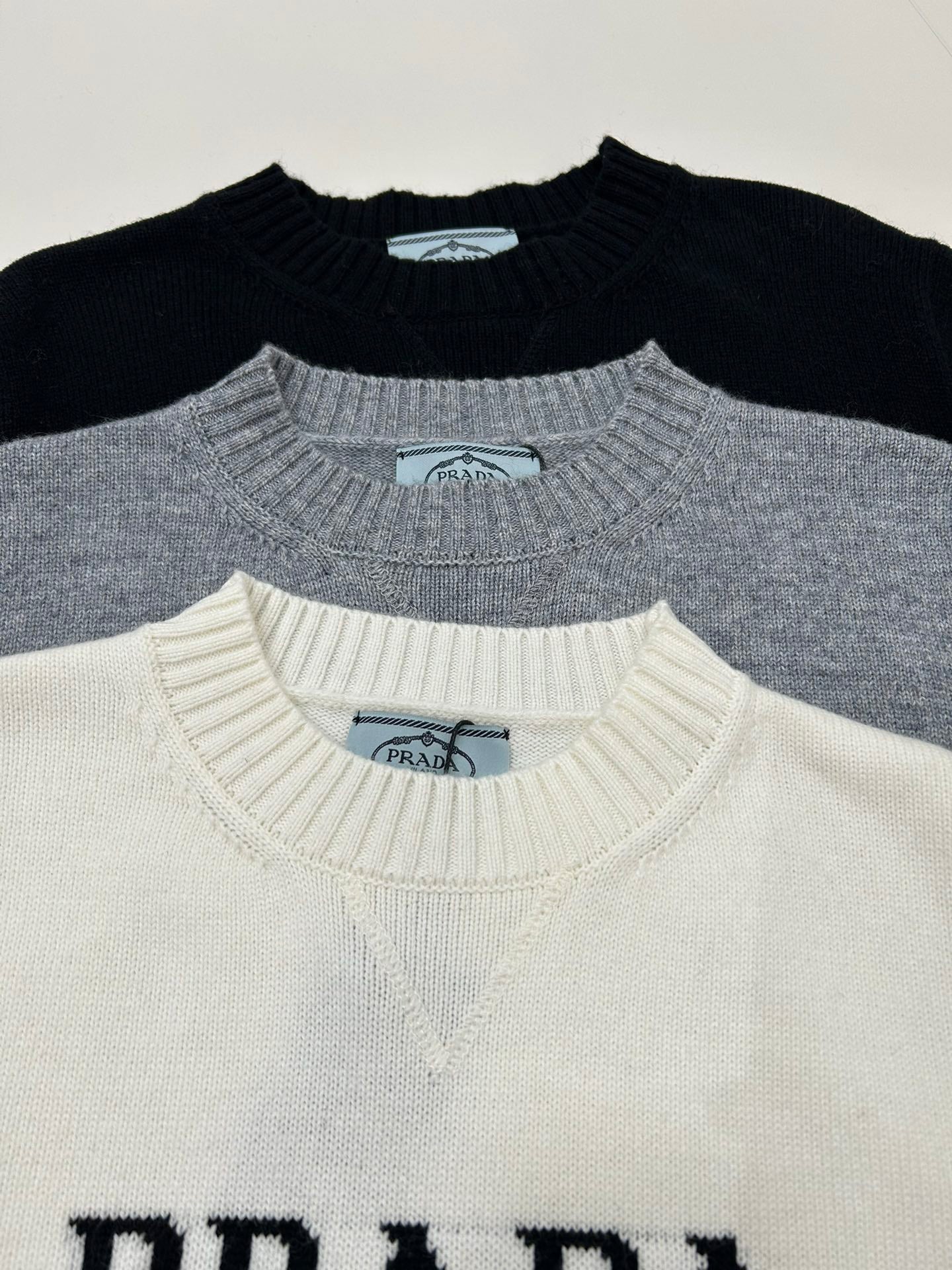 25fw Letter cashmere sweater