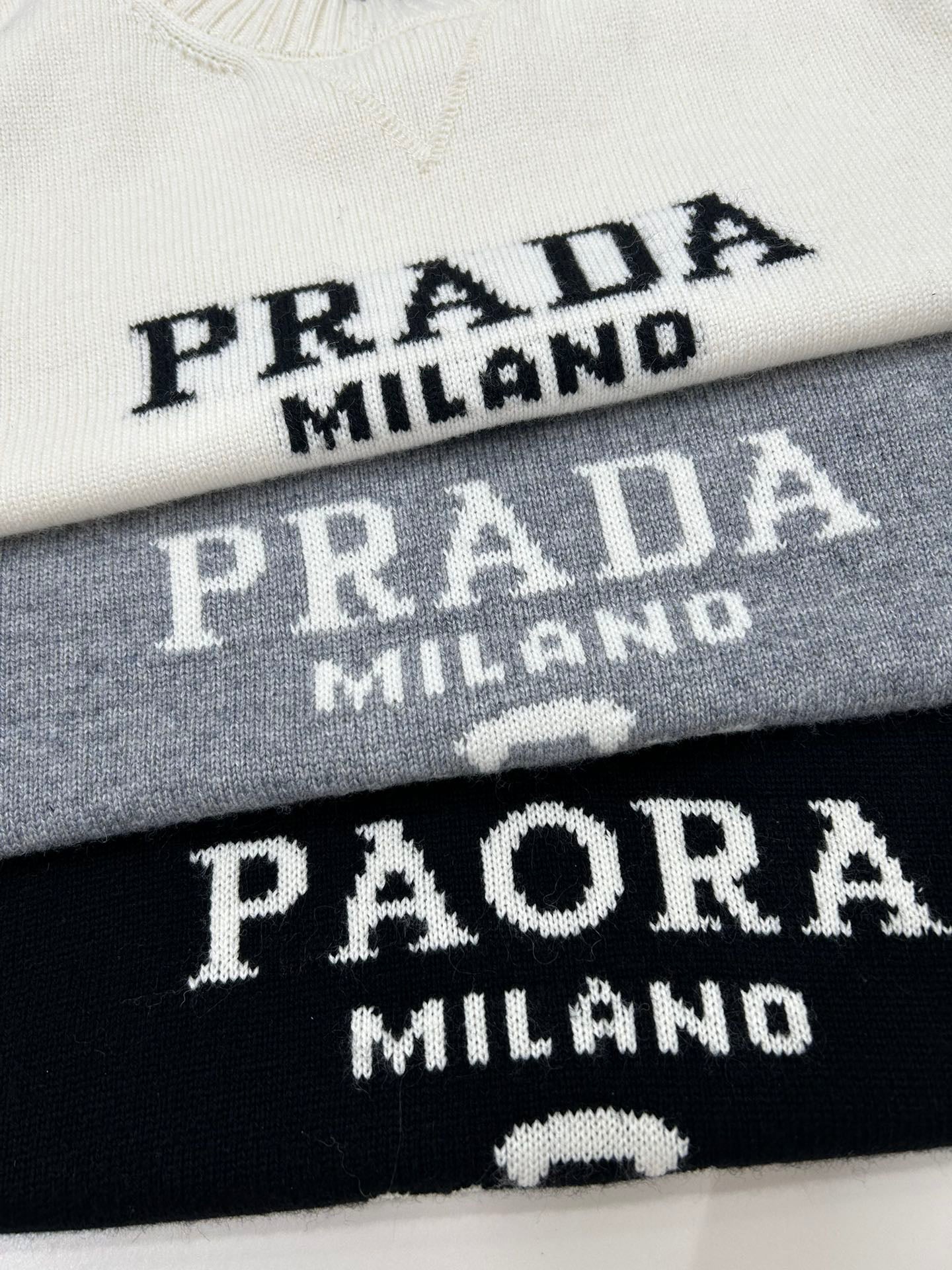 25fw Letter cashmere sweater