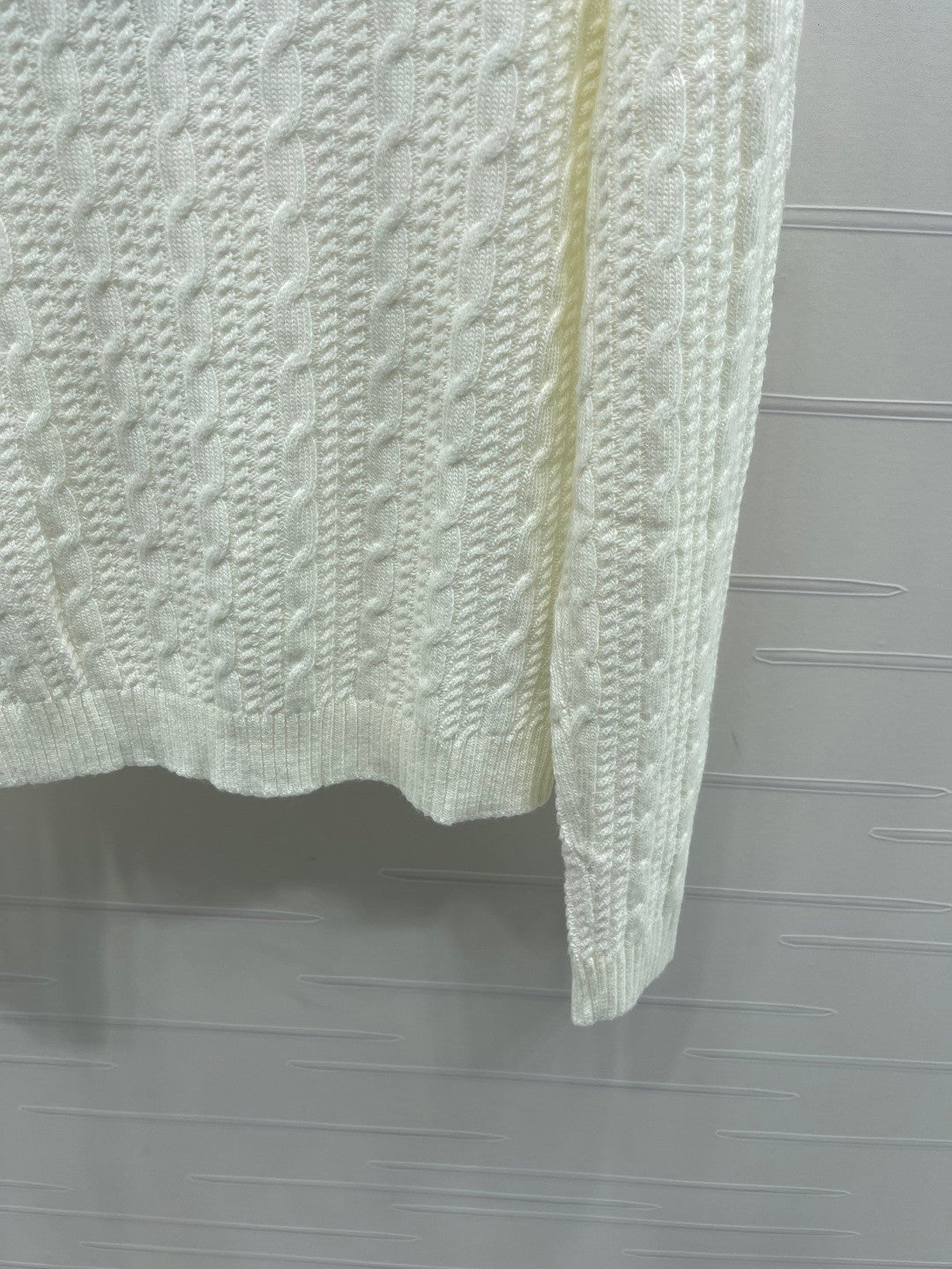 25fw Double C pullover long sleeved sweater