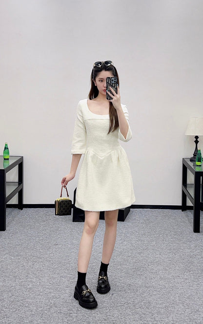 25fw Mid sleeve round neck dress