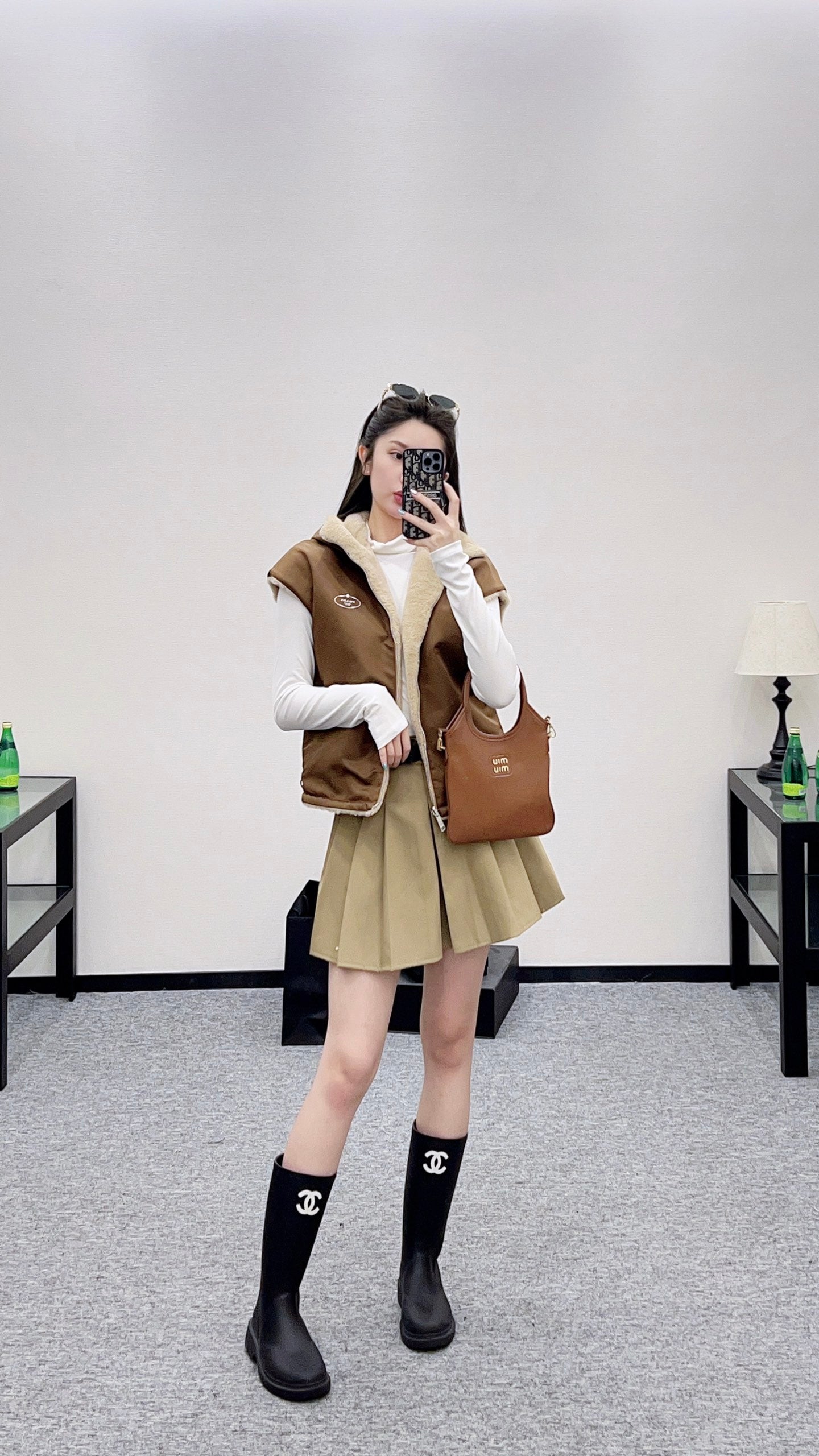 25fw Wearing fur vest on both sides