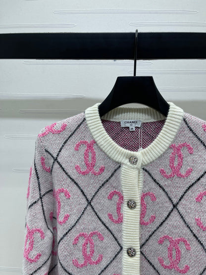 25fw Lingge round neck knitted cardigan