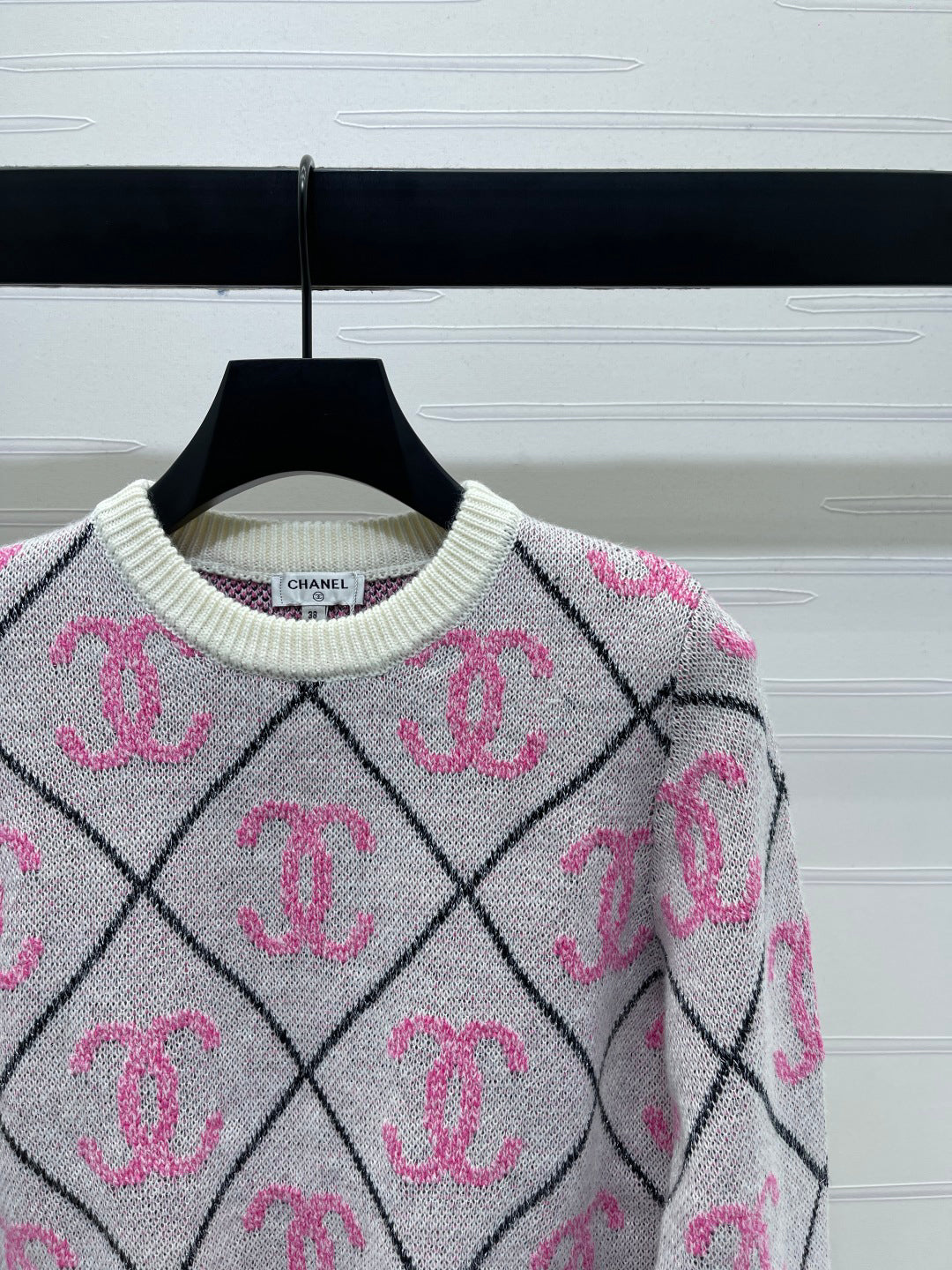 25fw Lingge round neck knitted sweater