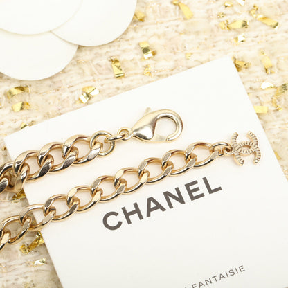 Classic perfume bottle necklace choker