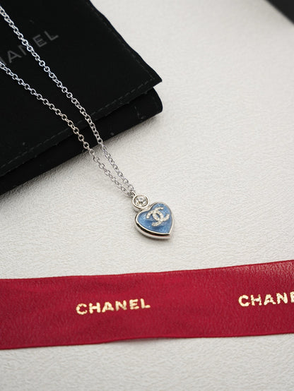 25 new silver round diamond resin heart necklace