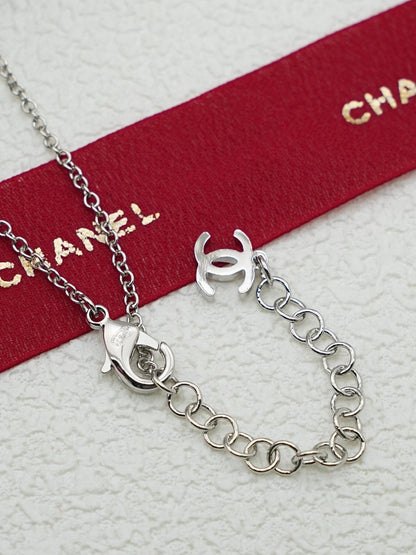 25 new silver round diamond resin heart necklace