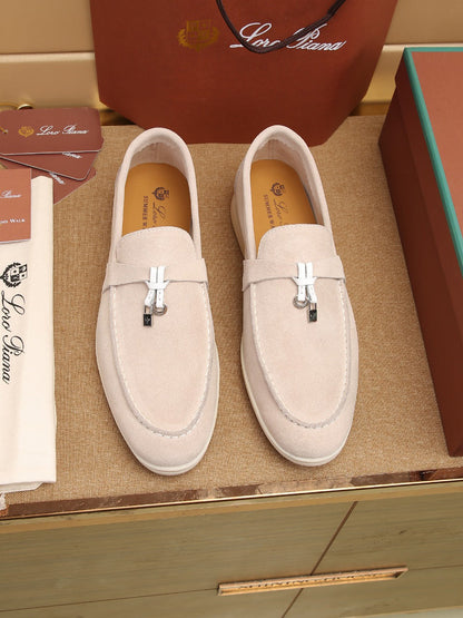 25A loafers