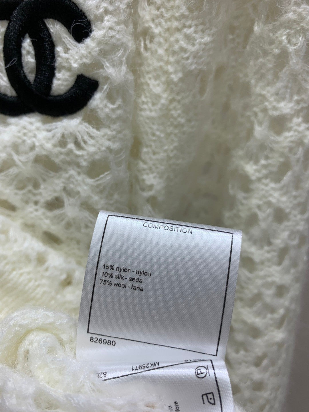 25fw Hollow out round neck knitted cardigan