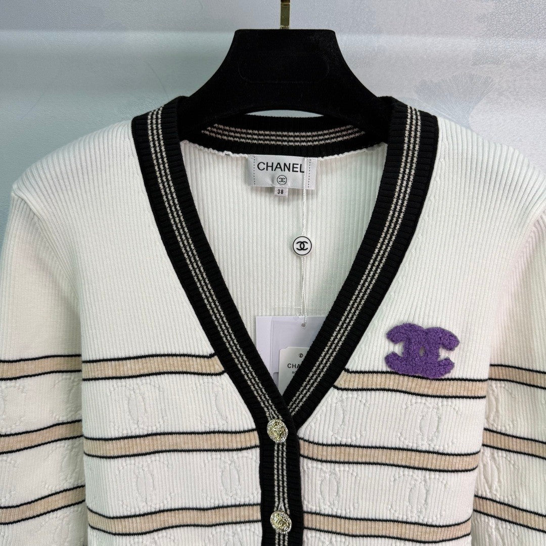 25fw Vertical pit striped knitted cardigan