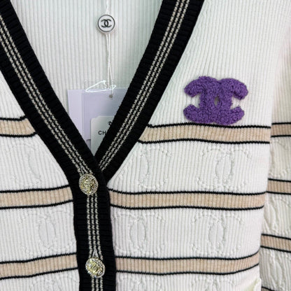 25fw Vertical pit striped knitted cardigan