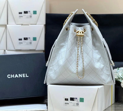 Drawstring bucket bag (light blue）