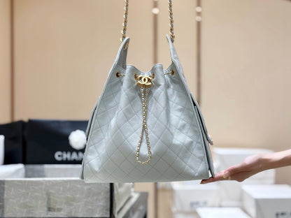 Drawstring bucket bag (light blue）