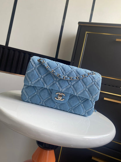 New denim chain shoulder bag