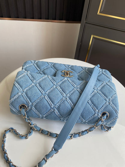 New denim chain shoulder bag