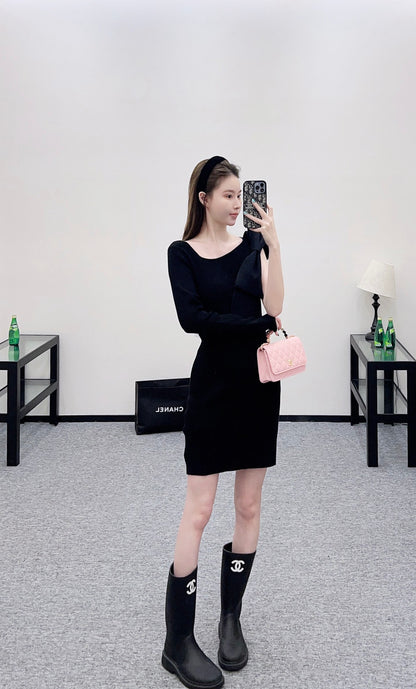 Single sleeve bow knit dress