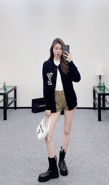 Jacquard knitted cardigan