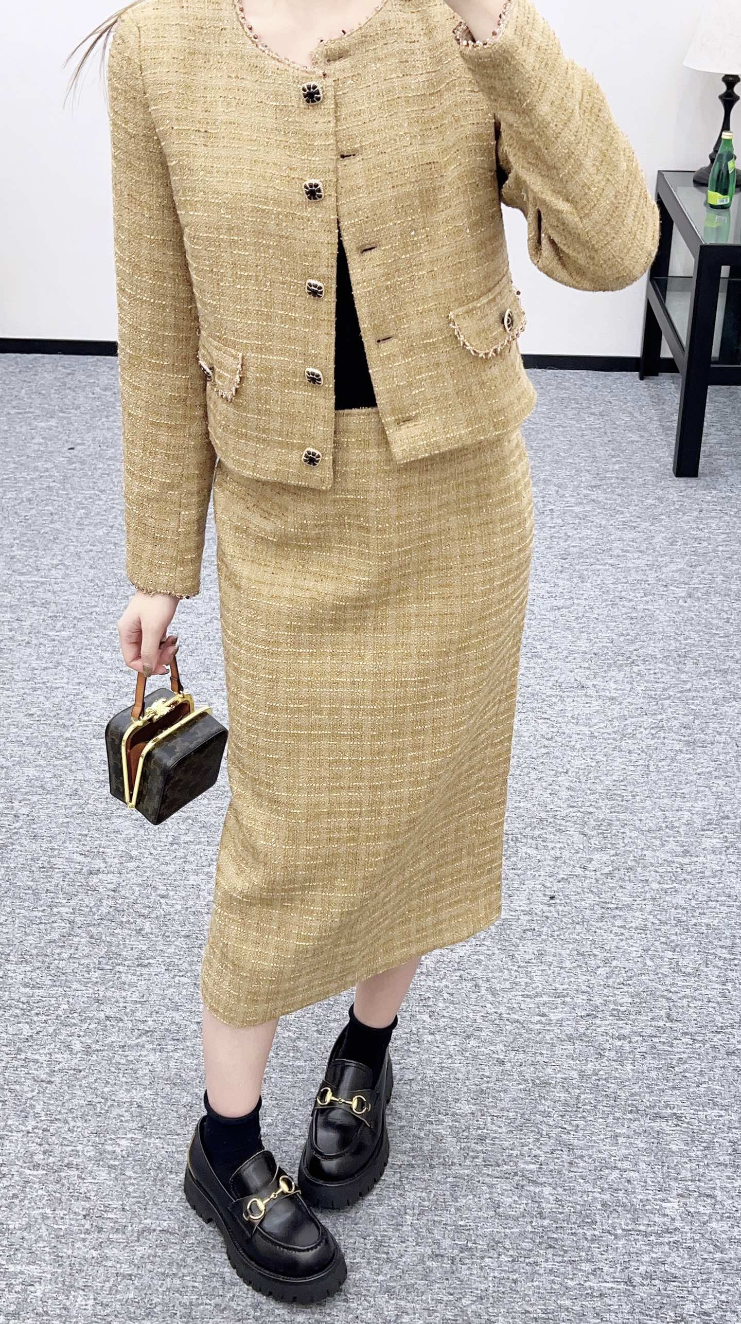 Round neck woven dress set