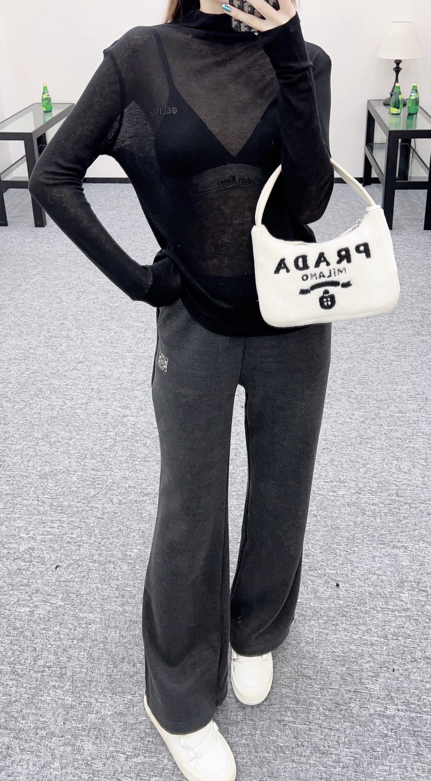 Slim fit letter high neck base shirt