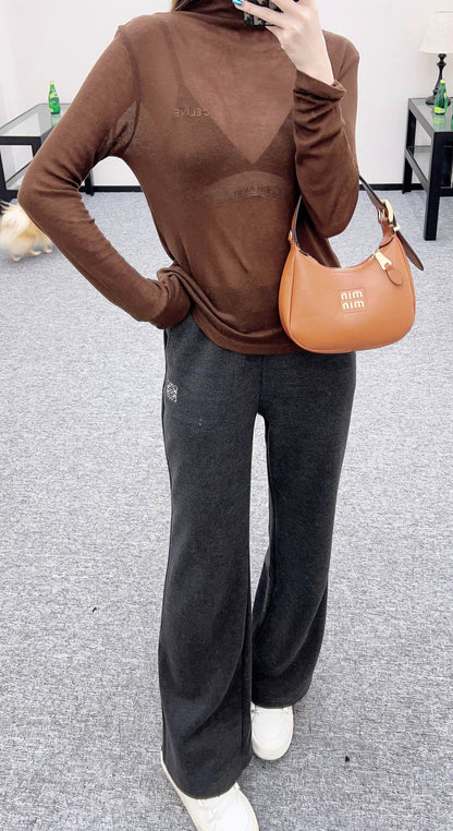 Slim fit letter high neck base shirt